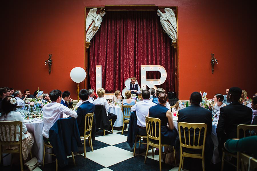 hamptoncourthouse wedding photographer