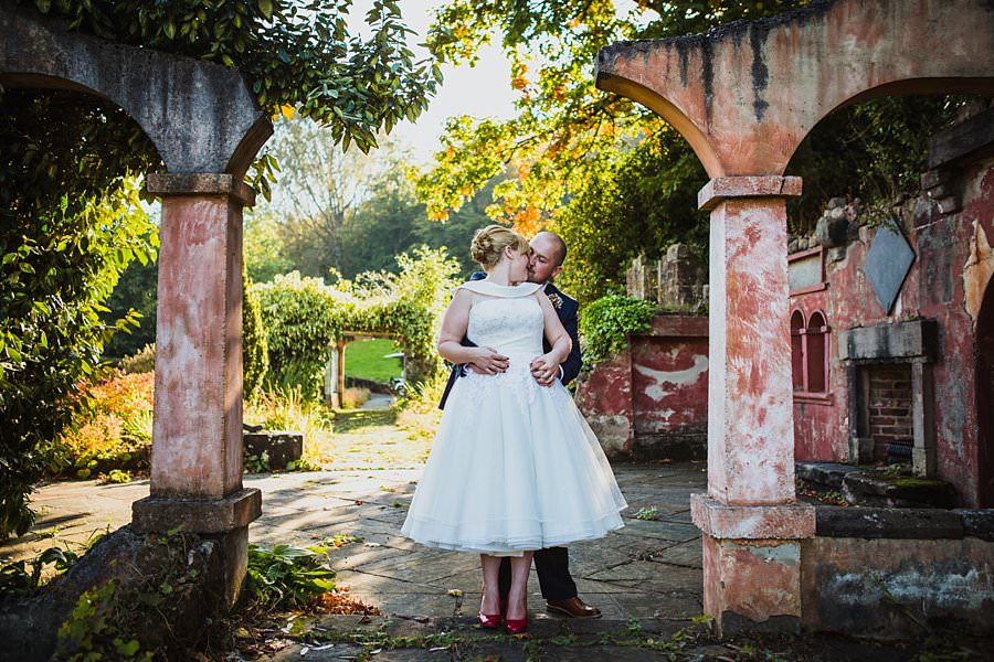 consallhallandgardensweddingphotography